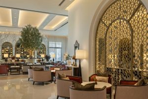 مطعم إيوان دبي