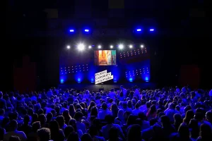 مهرجان دبي للكوميديا 2025